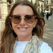 Madrelingua, con più di 15 anni di esperienza nell'insegnamento dello spagnolo sia a privati che ad aziende.